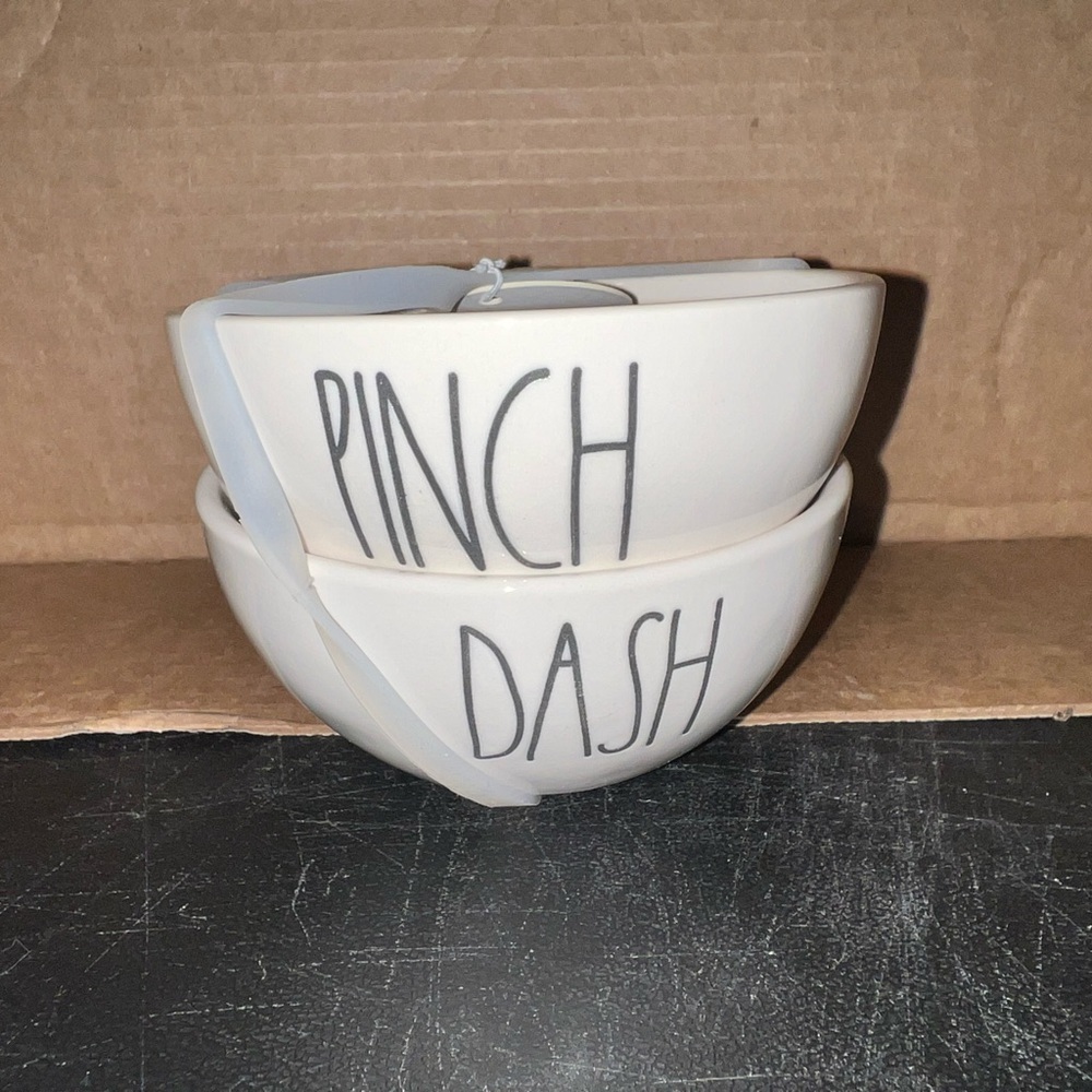 Rae Dunn White 'Pinch' and 'Dash' Bowls